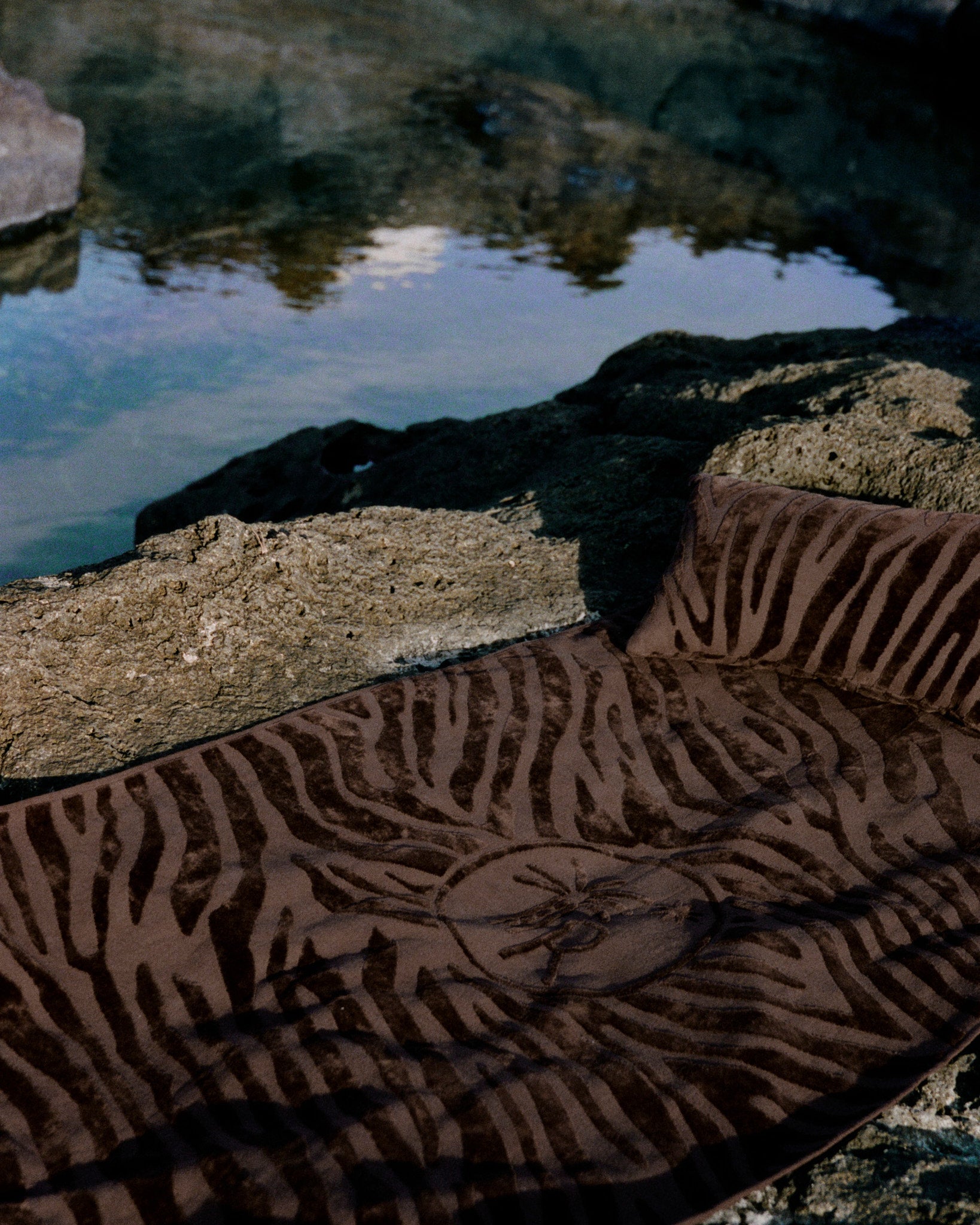 WISAD - BEACH PILLOW